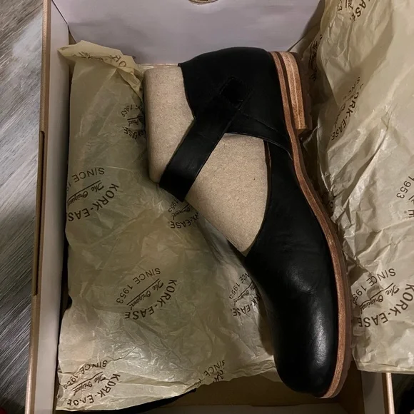 🪄 Kork-Ease mary jane style, black leather upper 7.5. Gently used and boxed. - Picture 5 of 8